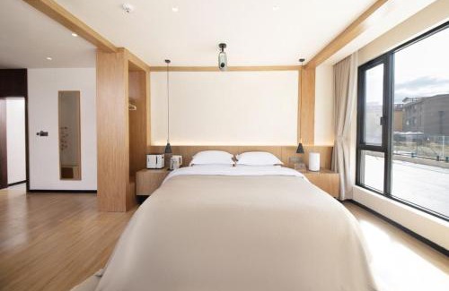 Shangri-La House | Yunlanli Mountainside Homestay