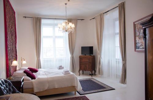 Napajedla Hotel | Zámek Napajedla