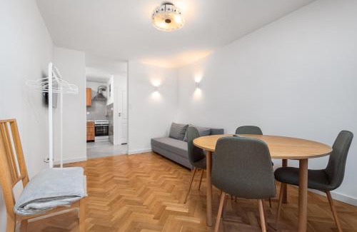 Mirow Apartment | Złota 67 by Homeprime