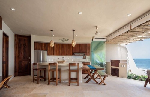 Troncones Villa | Zaha 4 Villa, Luxury Beachfront Condo