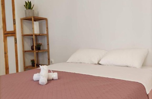 Corfu Town Apartment | Zaira's Apartment Corfu Town