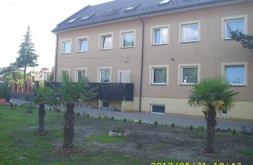 Konstancin-Jeziorna Hotel | Zajazd Pułaskiego