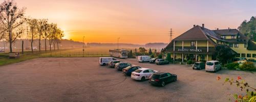 Opole Hotel | Zajazd u Dziadka