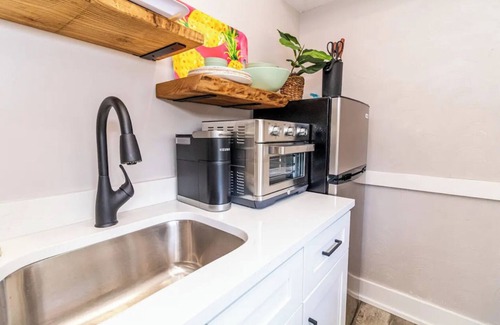 Wirtz Resort | ZAMBEZI, a cozy stay for four in the lodge of Karoo at Smith Mountain Lake