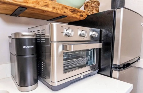 Wirtz Resort | ZAMBEZI, a cozy stay for four in the lodge of Karoo at Smith Mountain Lake