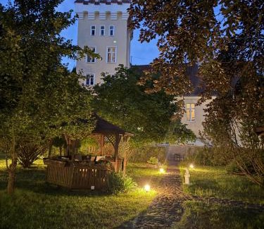 Nowecin Hotel | Zamek Nowęcin