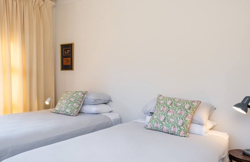 Te Awanga House | Zari House