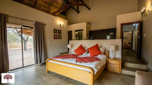 Leeupoort Villa | Zebula Golf and Wildlife Estate - Jackals Call Pax 8 - Moi Signature Luxury villa