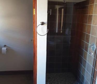 Leeupoort Villa | Zebula Golf and Wildlife Estate - Mountain Retreat Pax 8 -Moi Signature Luxury villa