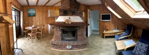 Giby House | Zelwa Pauza