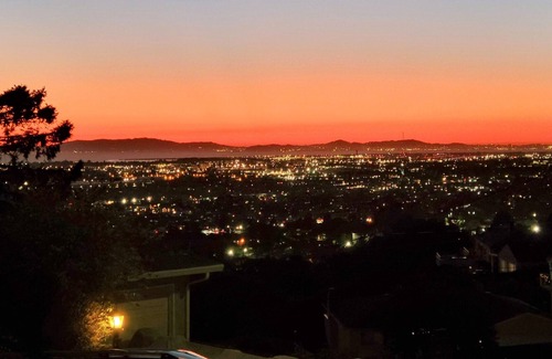 Castro Valley House | Zen Zone Retreat w/ Gorgeous Views of the Bay Area