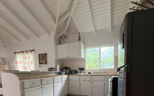 West Coast House | Zenbreak The Tree House Apartment