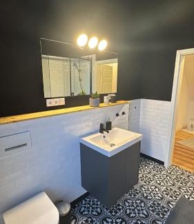 Haarenesch House | Zentrales Zimmer mit Altbaucharme