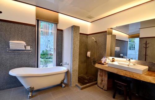 Sanyi House | Zhe Juan Meng Tian