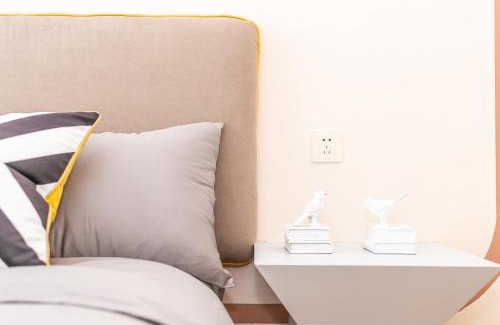 Zhuhai Jida Apartment | Zhuhai Xiangzhou District HaiBin park.