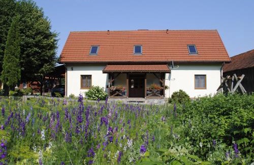 Karwie House | Zielony Gaj