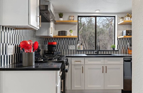 Barton Hills House | Zilker Park | Theater | Game Room | Sleeps 14!