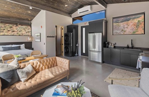Zion National Park South Entrance Apartment | Zion Loft Luxury | Unit 3