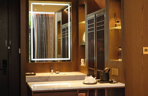 Lixia District Apartment | Ziyue Minghu Hotel