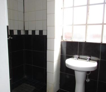 Pienaarsrivier Apartment | Zodiac Guest House in Hammanskraal