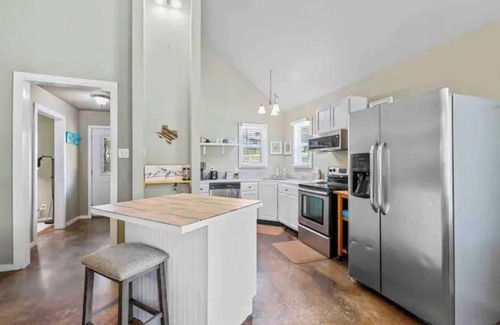 Lake Whitney House | Zona’s home