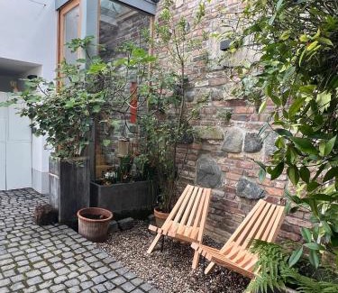 Feste Zons Apartment | zons22 I TheTinySpace Architekten Apartment im Denkmal