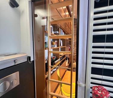 Feste Zons Apartment | zons22 I TheTinySpace Architekten Apartment im Denkmal