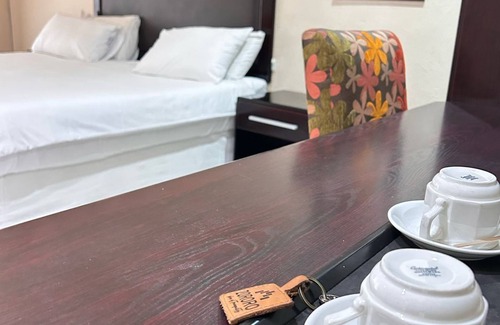 Polokwane Cabin | Zororo Lodge