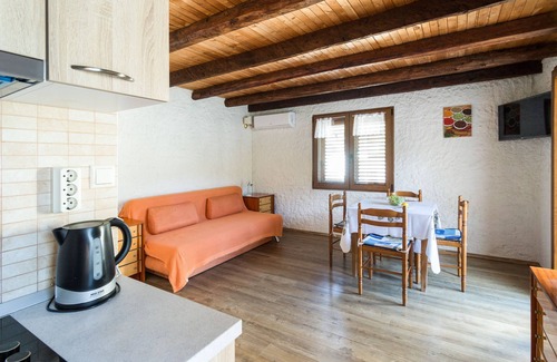 Zuljana Apartment | Zuljana - apartment with large terrace, sea view