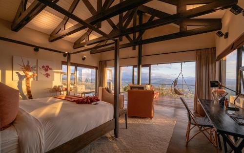 Ulundi Cabin | Zulu Rock Lodge - Babanango Game Reserve