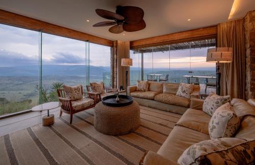 Ulundi Cabin | Zulu Rock Lodge - Babanango Game Reserve