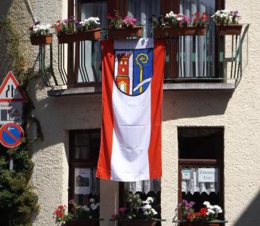 Klotten House | Zum Achten Himmel