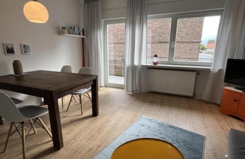 Langendiebach Apartment | Zum Turmstorch - frisch saniert, modern, eigener Zugang