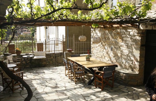 Ξενώνας Λαύκος