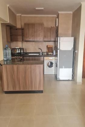 شاليه دور ارضي بقرية كورنادو الساحل الشمالي الضبعه