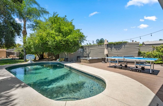 ৎ୭ The Royer Retreat ৎ୭ W/Pool, Hot tub&