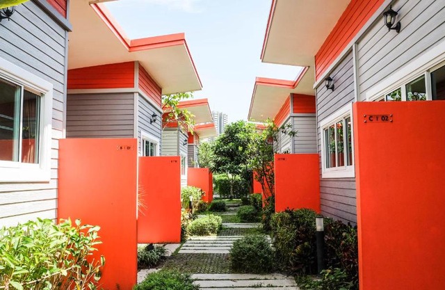 โรงแรมบ้านเพิ่มสุข อิมแพ็ค เมืองทอง