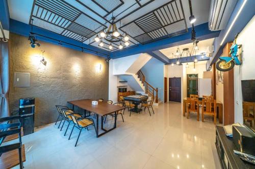 寵物友善-無門禁24小時進出-水母漂民宿-免費停車