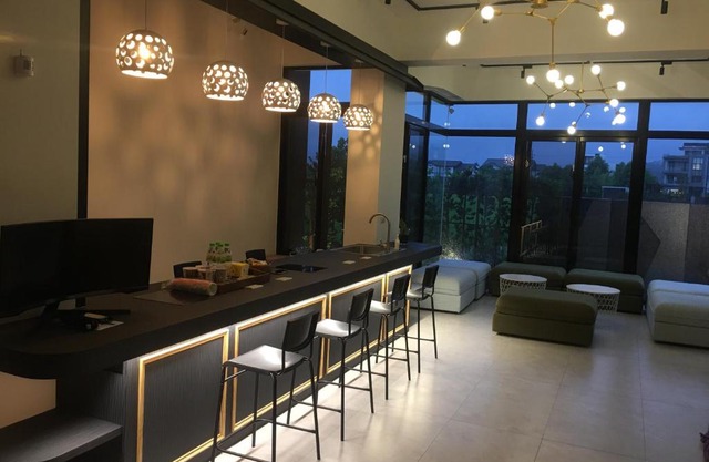 方興ToP會館 全新包棟電梯民宿