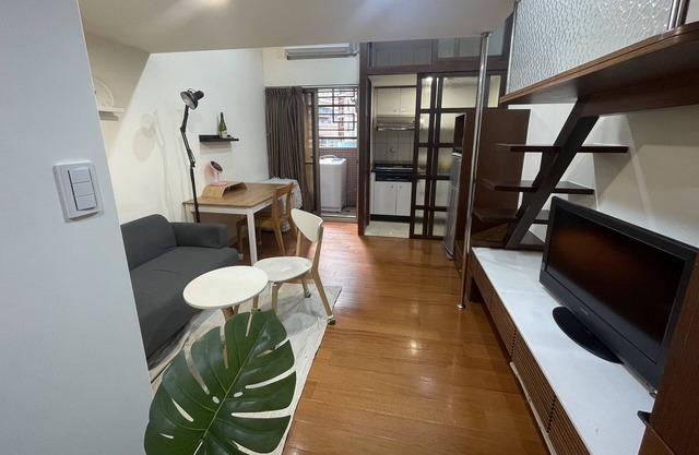 暮光公寓 x 健身教練｜台北 101 ｜Pool｜夜市 ｜cafe｜MRT捷運站｜Gym