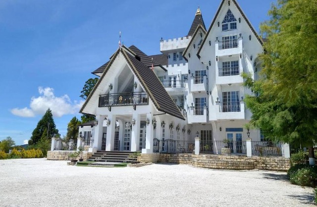 清境藝家原德堡 Arts castle