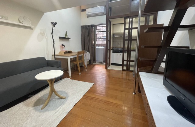 暮光公寓 x 健身教練｜台北 101 ｜Pool｜夜市 ｜cafe｜MRT捷運站｜Gym