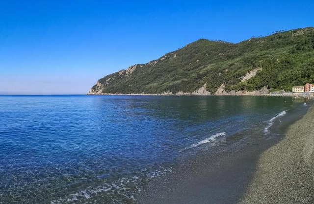 097 - Casa Stella a Riva Trigoso, 300 metri da mare e spiaggia, POSTO AUTO PRIVATO GRATIS