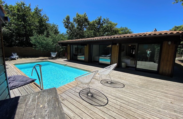 099 - Exceptional villa with swimming pool