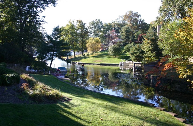 1,500 sq ft private guest suite on the beautiful Portage Lakes