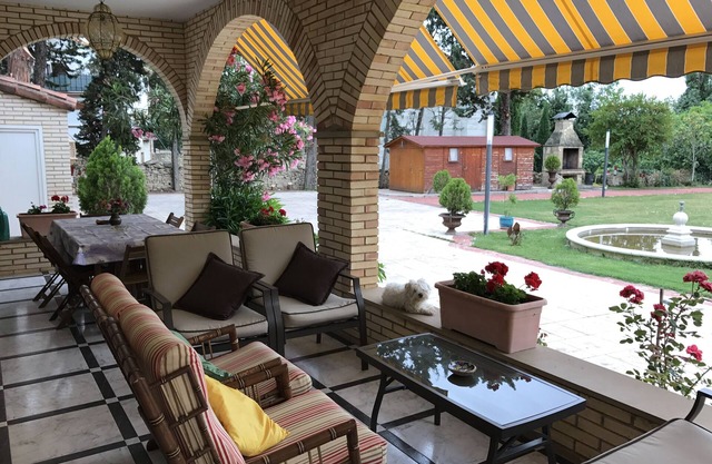 1-8 perso, Casacelin 8 km LOGROÑO, WIFI, TV, Garden, Parking, Barbecue, Porch