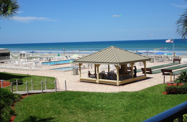 1 Bdrm.2026 Year-round time slots .great View & Reviews.on the no drive sand