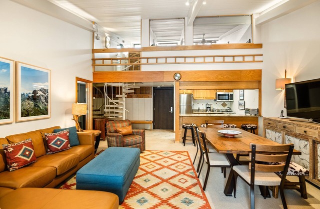 1 Bdrm and Loft, 2 BA Stonebridge Condo 727, Pet Friendly, additional fees-see description