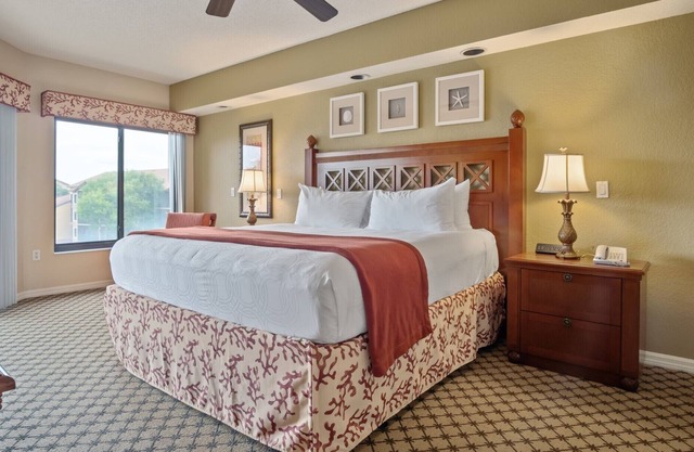 1 Bdrm Luxury Studio, sleeps 4.minutes from Universal Studios, shopping & More