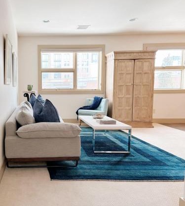 1 bed apartment with parking - Denver Museum District Walk to Convention Center, Capital, museums and shops